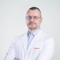 Dr. Marius Snicorius